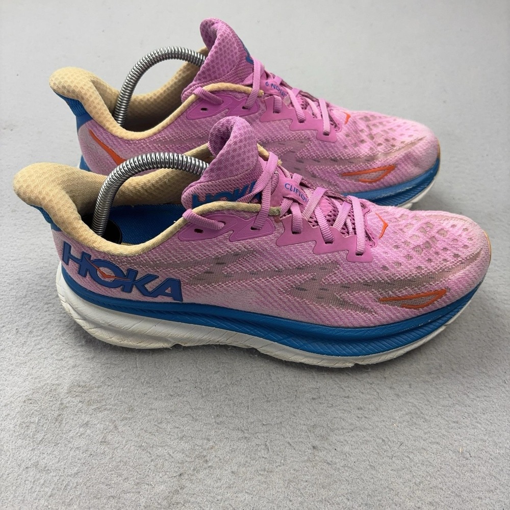 Hoka One One Clifton 9 Shoes Womens Size 10 Pink Running Sneakers Cushioned